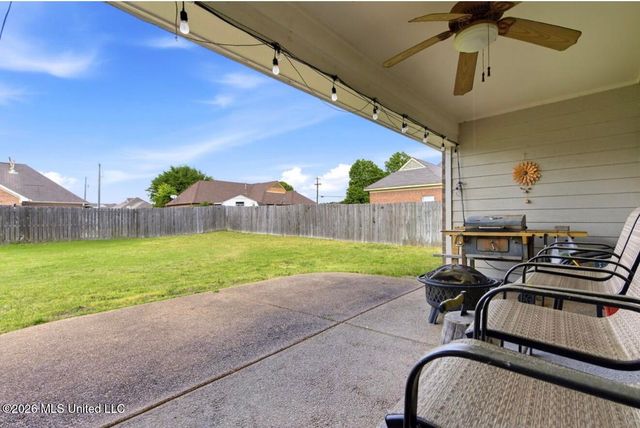 13122 Claybourne Cove, Olive Branch, MS 38654