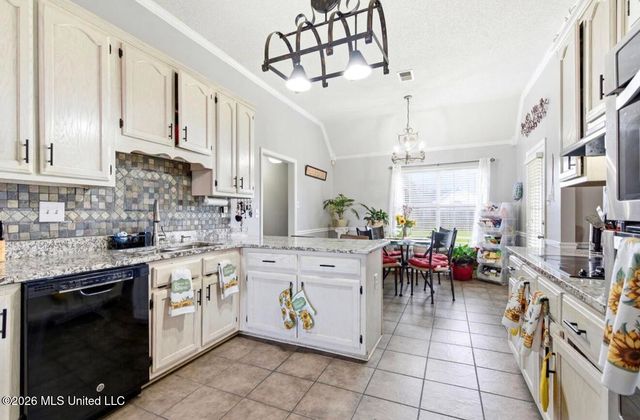 13122 Claybourne Cove, Olive Branch, MS 38654
