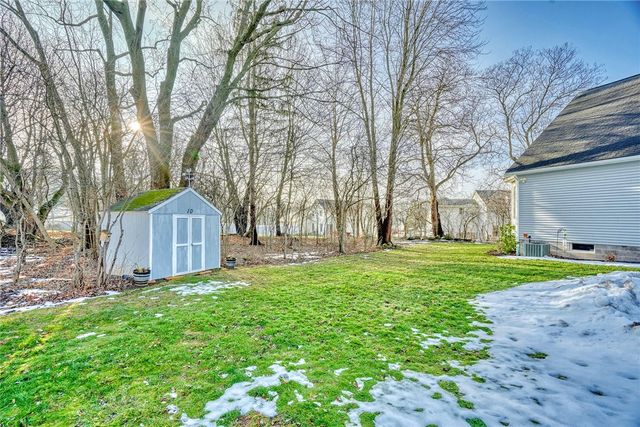 11 Canton Meadow, Perinton, NY 14450