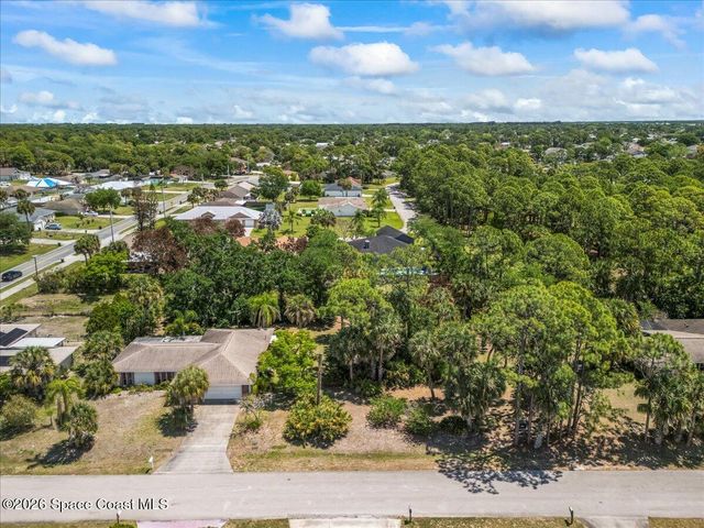 497 Fillmore Avenue NE, Palm Bay, FL 32907