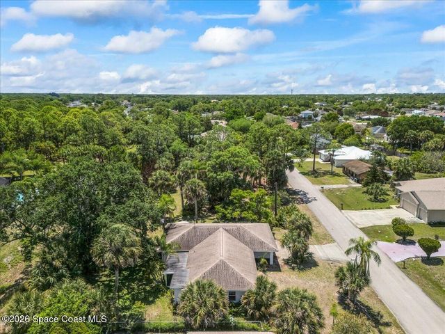 497 Fillmore Avenue NE, Palm Bay, FL 32907