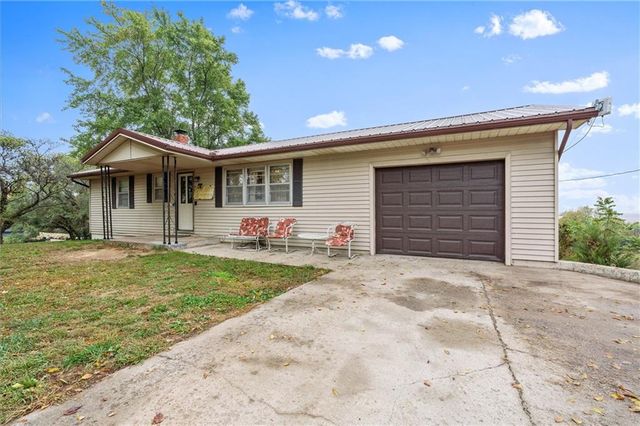 26423 NE 98th Street, Excelsior Springs, MO 64024