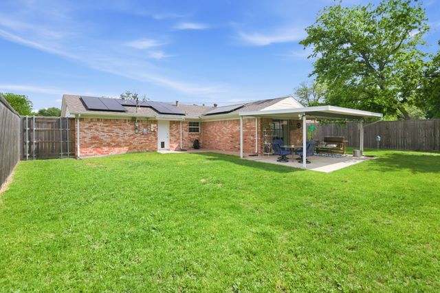 4709 Everest Drive, Fort Worth, TX 76132