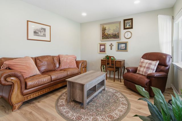 4709 Everest Drive, Fort Worth, TX 76132