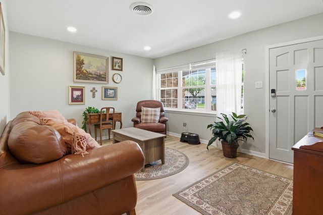 4709 Everest Drive, Fort Worth, TX 76132