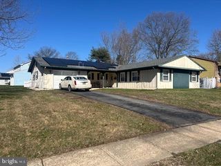 72 EDGE LN, Willingboro, NJ 08046