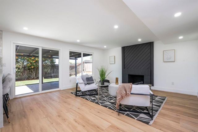 1957 Duke St, Chula Vista, CA 91913