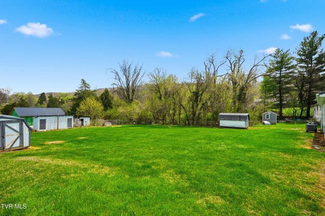 212 Mcfarland Drive, Kingsport, TN 37664