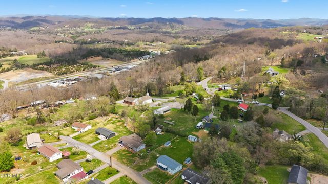 212 Mcfarland Drive, Kingsport, TN 37664