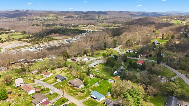 212 Mcfarland Drive, Kingsport, TN 37664