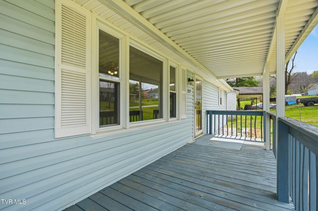 212 Mcfarland Drive, Kingsport, TN 37664