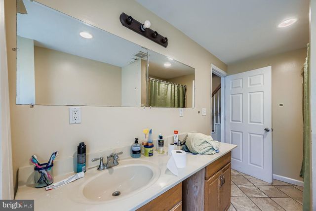 329 S GILMOR ST, Baltimore, MD 21223