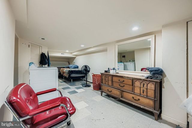 329 S GILMOR ST, Baltimore, MD 21223