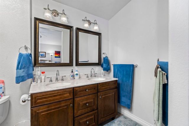 1668 Avenida Guillermo, Oceanside, CA 92056