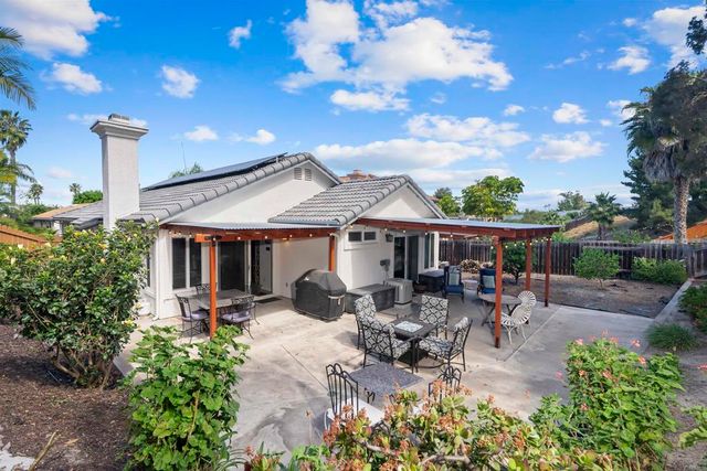 1668 Avenida Guillermo, Oceanside, CA 92056