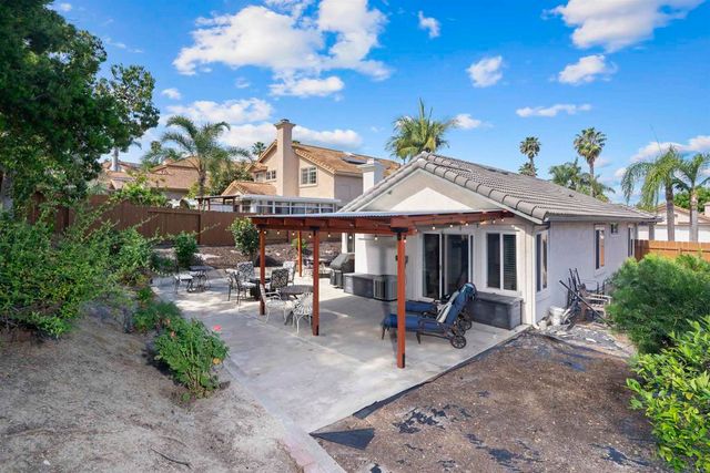 1668 Avenida Guillermo, Oceanside, CA 92056