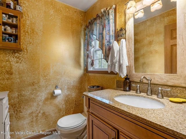 34 Lancelot Drive, Saugerties, NY 12477