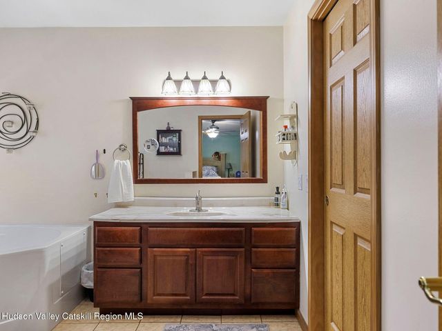 34 Lancelot Drive, Saugerties, NY 12477