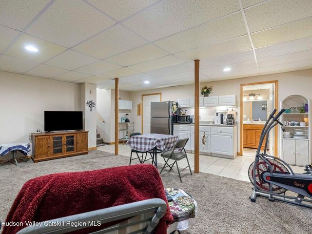 34 Lancelot Drive, Saugerties, NY 12477