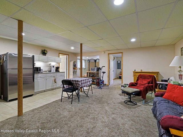 34 Lancelot Drive, Saugerties, NY 12477