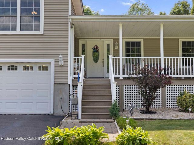34 Lancelot Drive, Saugerties, NY 12477