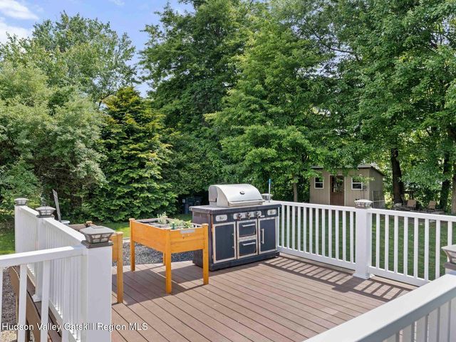 34 Lancelot Drive, Saugerties, NY 12477