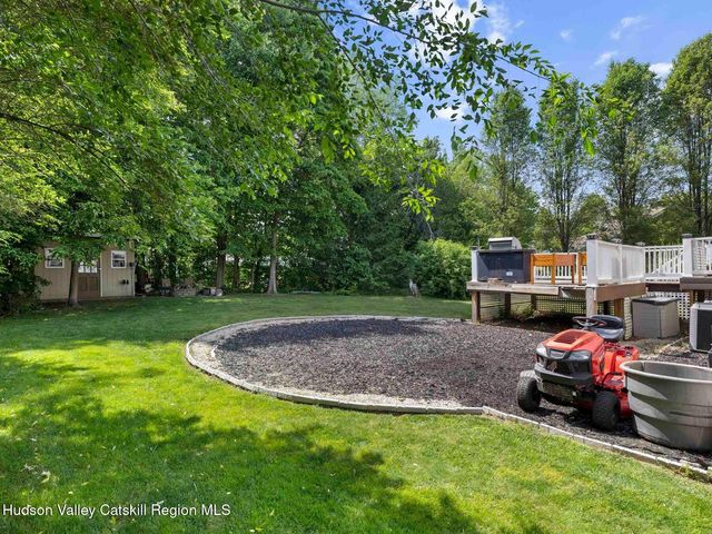 34 Lancelot Drive, Saugerties, NY 12477