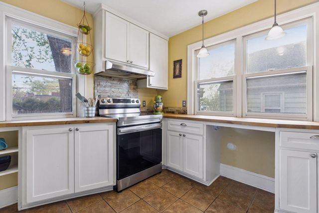 3545 18th Avenue S, Minneapolis, MN 55407