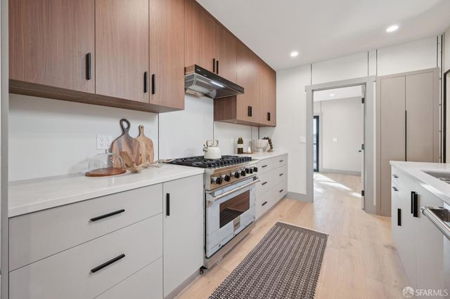 1371 34th Avenue, San Francisco, CA 94122