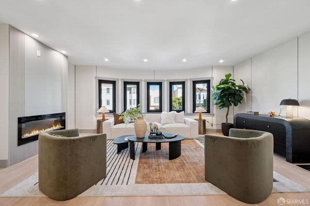 1371 34th Avenue, San Francisco, CA 94122