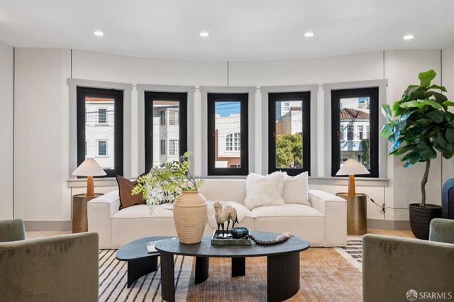 1371 34th Avenue, San Francisco, CA 94122