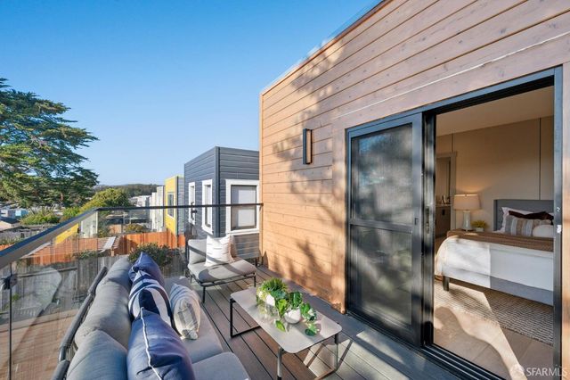 1371 34th Avenue, San Francisco, CA 94122