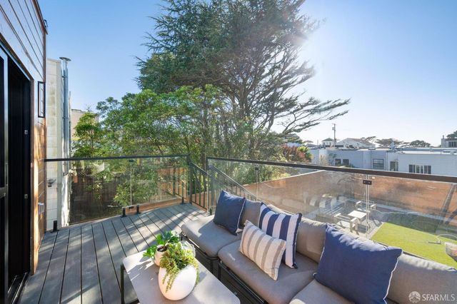 1371 34th Avenue, San Francisco, CA 94122