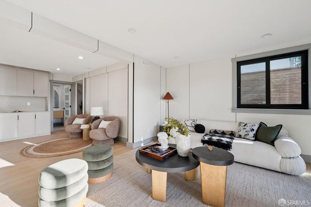 1371 34th Avenue, San Francisco, CA 94122