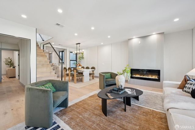 1371 34th Avenue, San Francisco, CA 94122