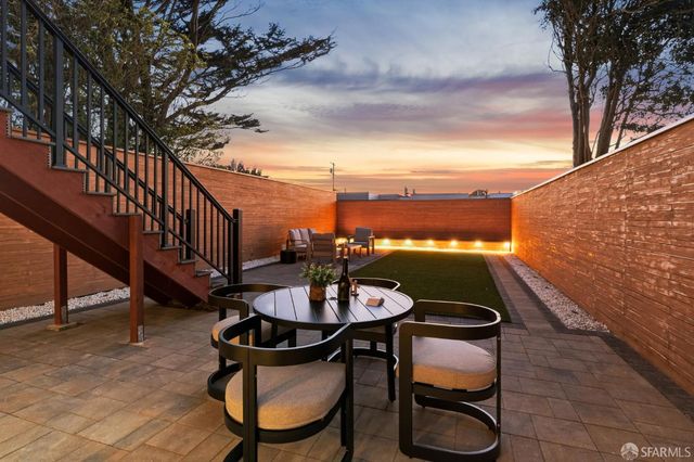 1371 34th Avenue, San Francisco, CA 94122