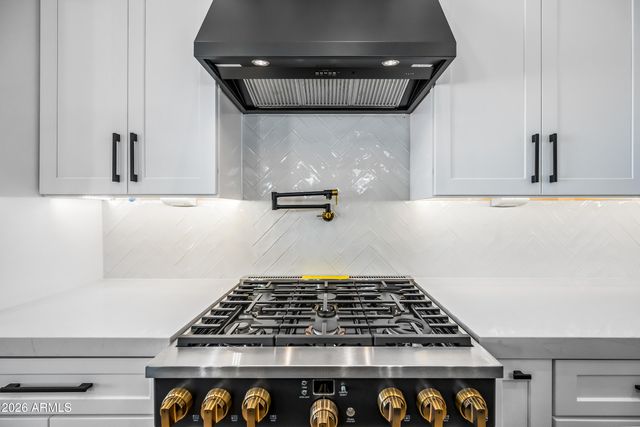 569 S MAY Place, Casa Grande, AZ 85194