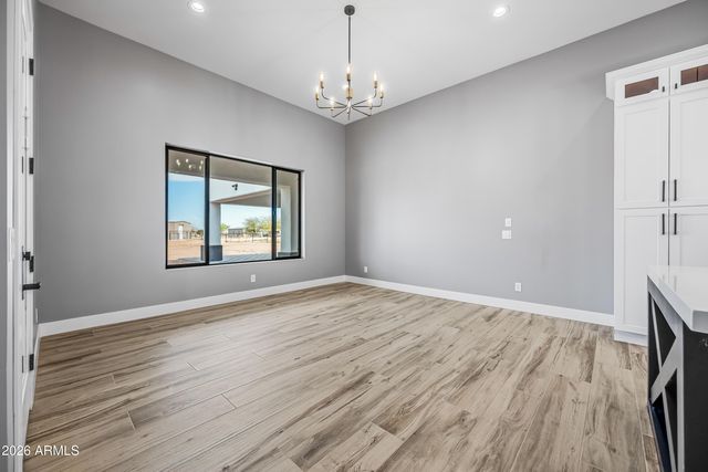 569 S MAY Place, Casa Grande, AZ 85194