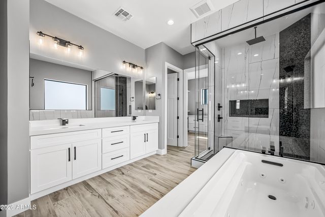 569 S MAY Place, Casa Grande, AZ 85194