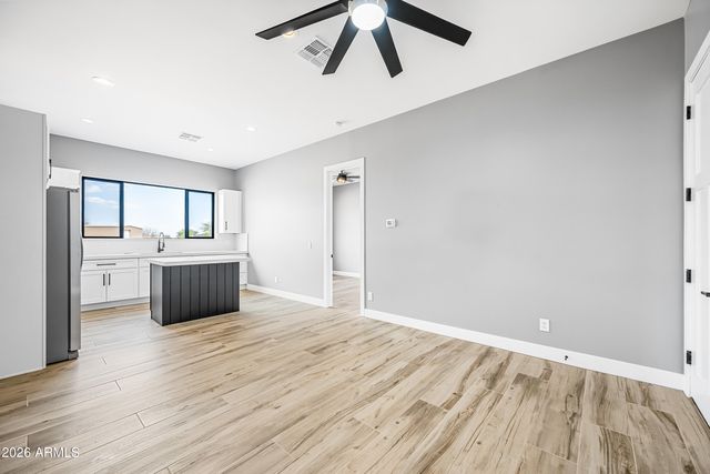 569 S MAY Place, Casa Grande, AZ 85194