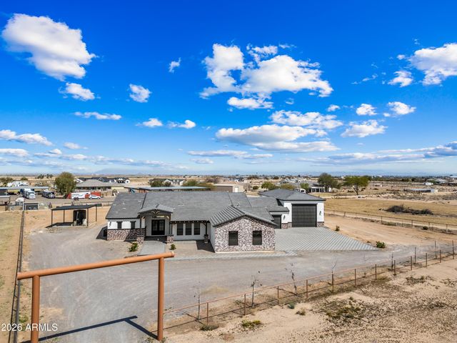 569 S MAY Place, Casa Grande, AZ 85194