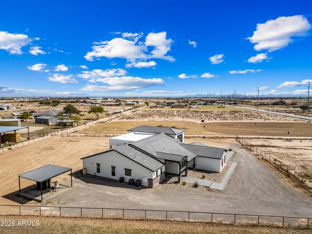 569 S MAY Place, Casa Grande, AZ 85194