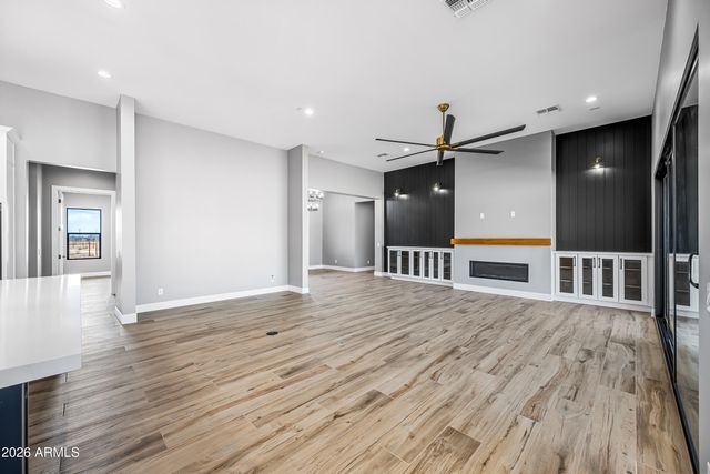 569 S MAY Place, Casa Grande, AZ 85194