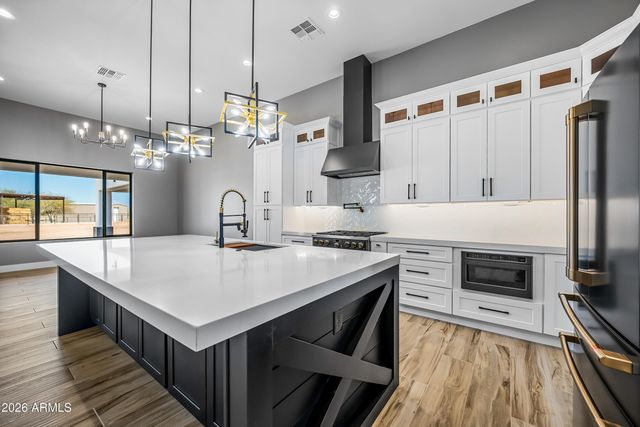 569 S MAY Place, Casa Grande, AZ 85194