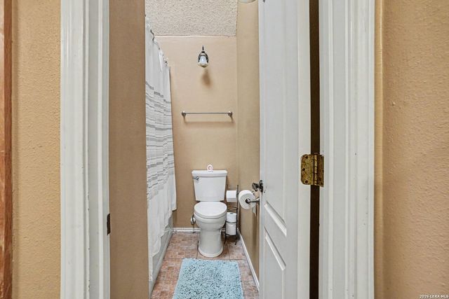8610 LONDON HTS, San Antonio, TX 78254