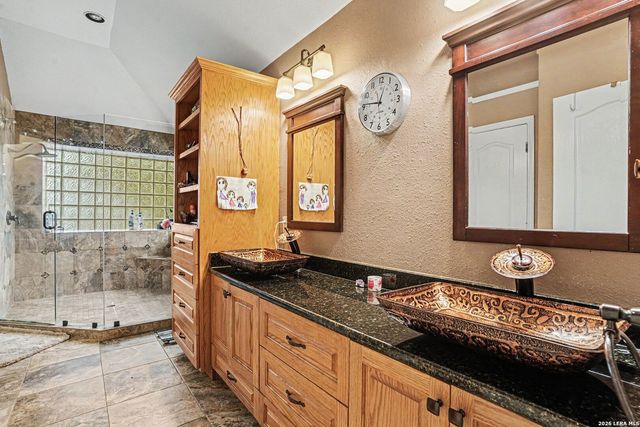 8610 LONDON HTS, San Antonio, TX 78254