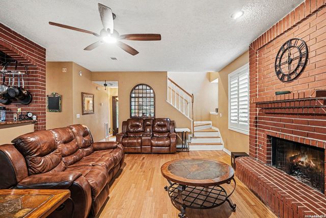 8610 LONDON HTS, San Antonio, TX 78254