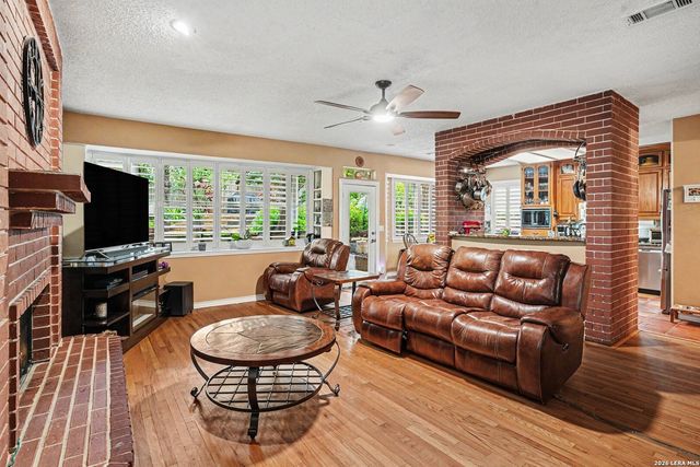 8610 LONDON HTS, San Antonio, TX 78254