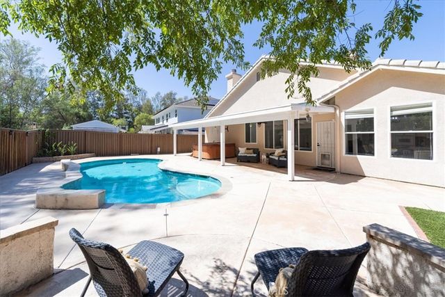 39687 Corte Gata, Murrieta, CA 92562