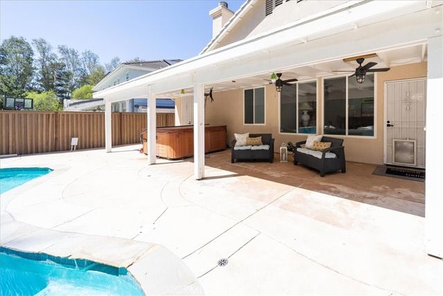 39687 Corte Gata, Murrieta, CA 92562